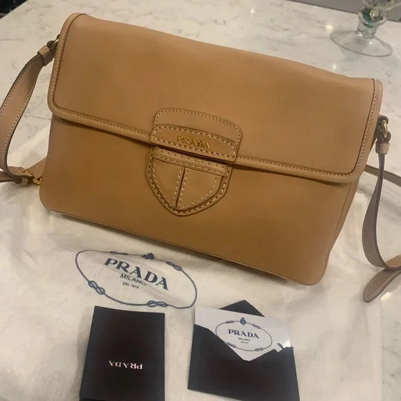 REAL Prada Pattina Crossbody - Picture 1 of 3
